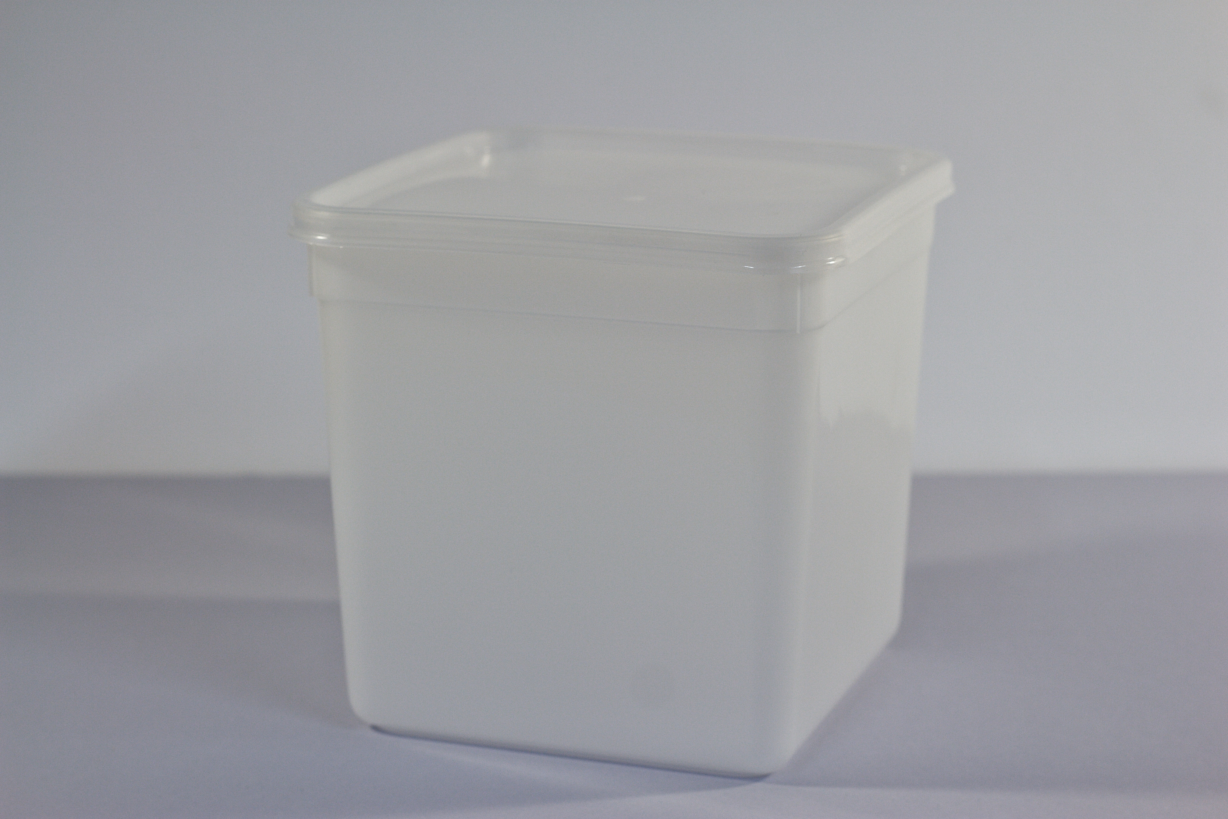 polypropylene tub