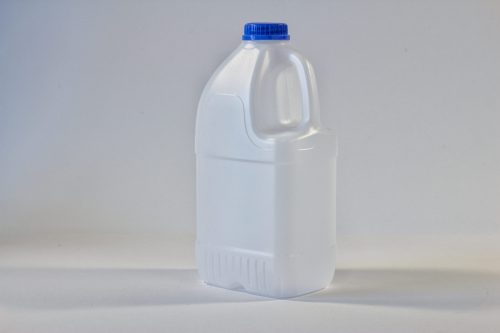 2 litre milm container with blue cap. From our food packging range.
