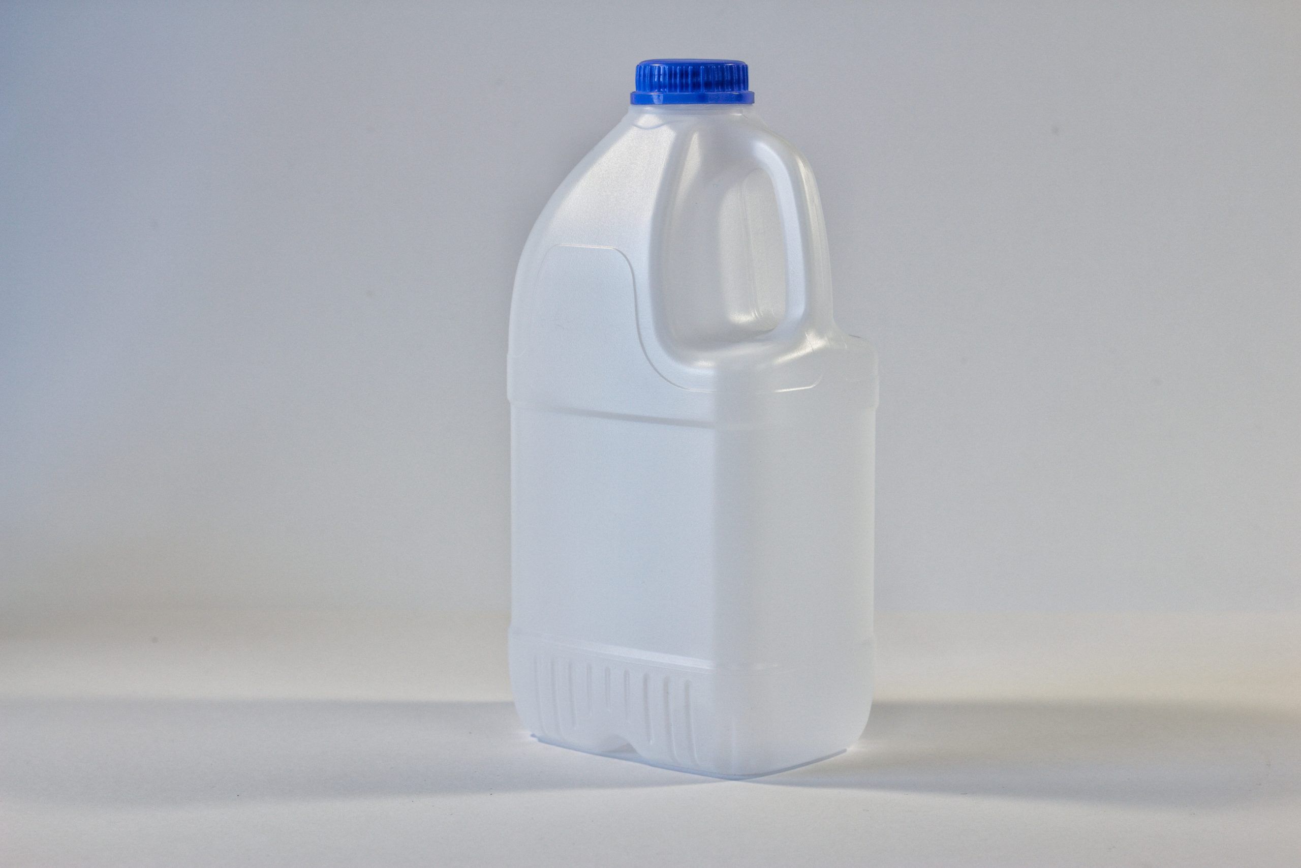 2 litre plastic milk bottles