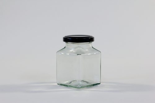 200ml Square glass jar with lid. Food grade packaging perfect for honey, jams, confectionarys and chutneys.