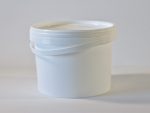 2.5 litre Round plastic bucket/pail with tamper evident lid and plastic handle. Food grade packaging perfect for honey, jams, chutneys., sauces and industrial use. From our Plastic Packaging range.