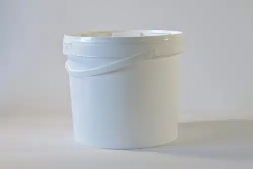5 litre Round plastic bucket/pail with tamper evident lid and plastic handle. Food grade packaging perfect for honey, jams, chutneys., sauces and industrial use. From our Plastic Packaging range.