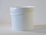 5 litre Round plastic bucket/pail with tamper evident lid and plastic handle. Food grade packaging perfect for honey, jams, chutneys., sauces and industrial use. From our Plastic Packaging range.